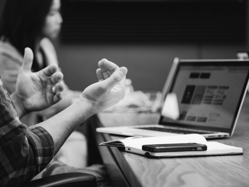 Top 10 tips for international employee share plans compliance